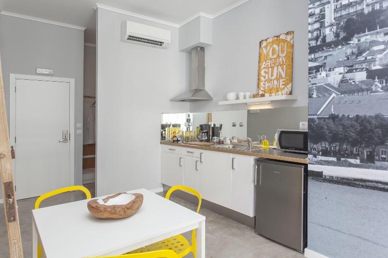 Emporium Lisbon Suites - Oda