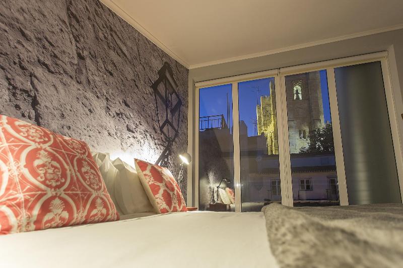 Emporium Lisbon Suites - Oda