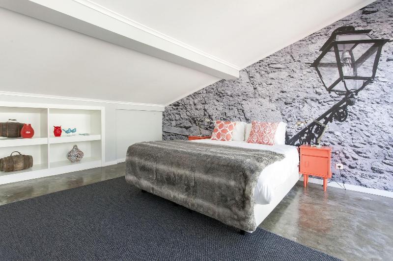 Emporium Lisbon Suites - Oda