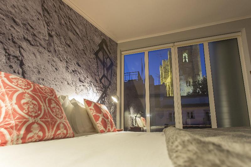 Emporium Lisbon Suites - Oda