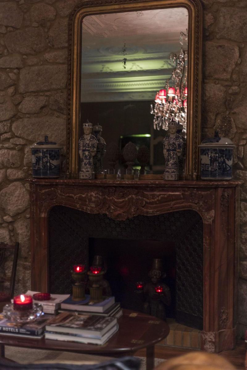 M Maison Particulière Porto - Lobi