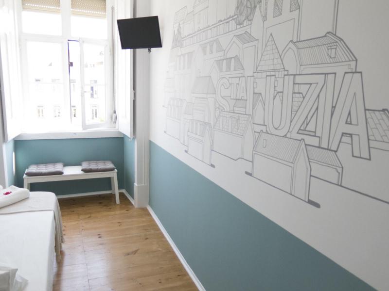 Lisbon Check-In Guesthouse - Oda