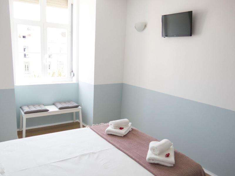 Lisbon Check-In Guesthouse - Oda