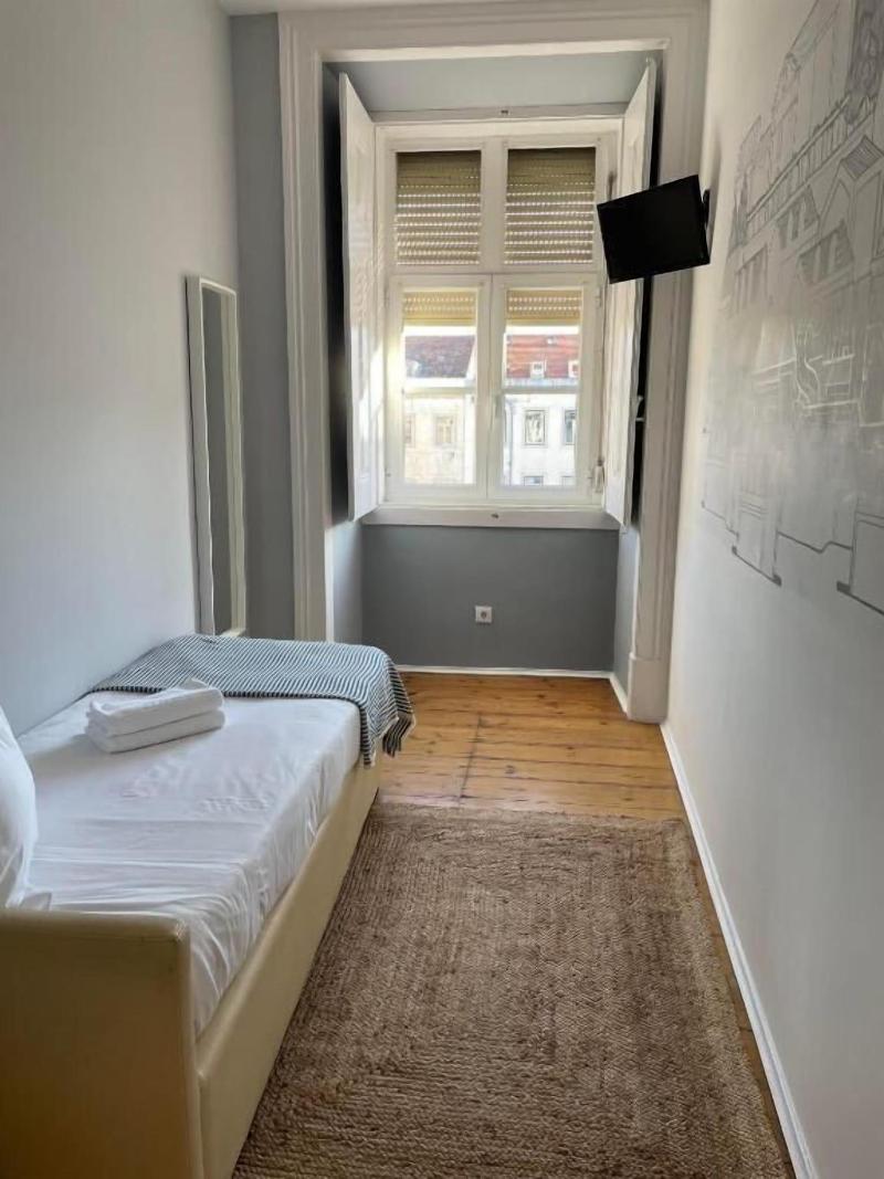 Lisbon Check-In Guesthouse - Oda