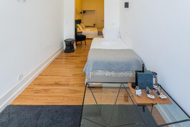 Lisbon Check-In Guesthouse - Oda