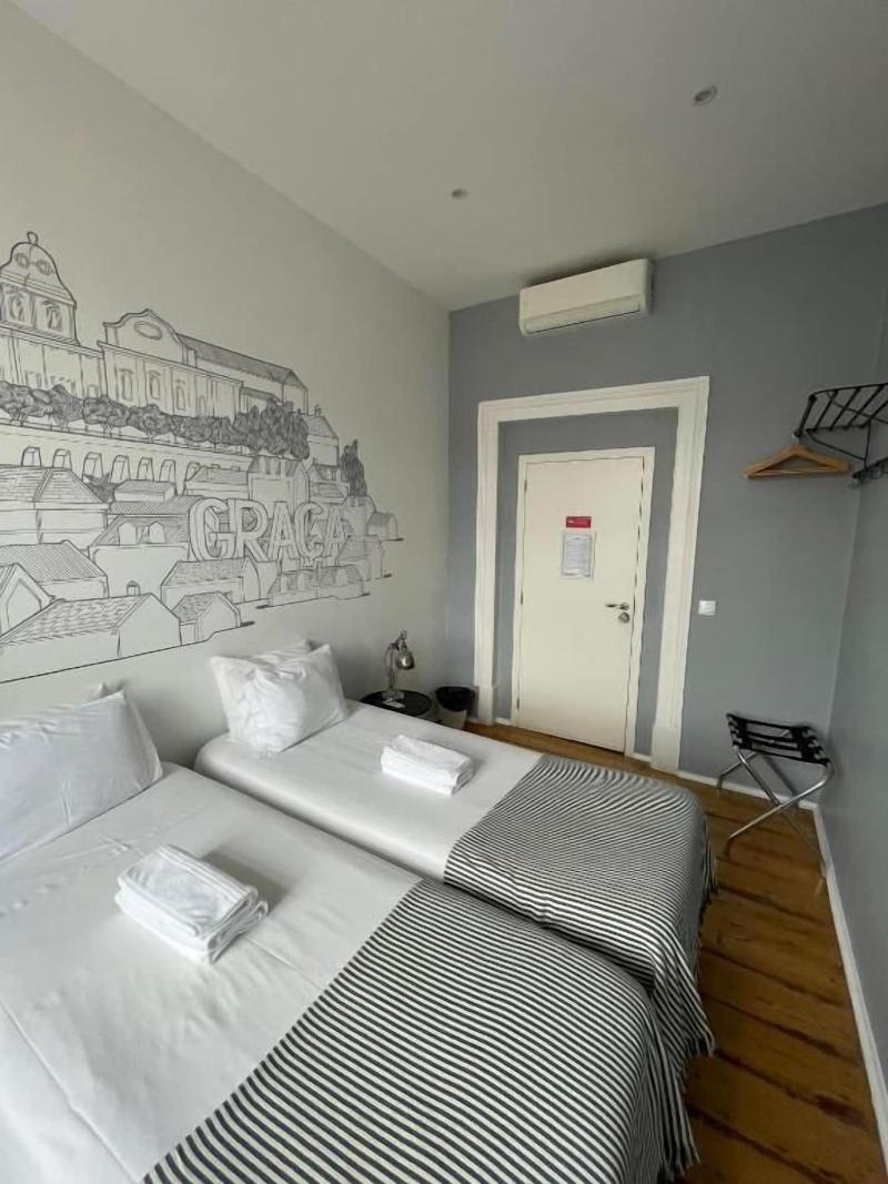 Lisbon Check-In Guesthouse - Oda