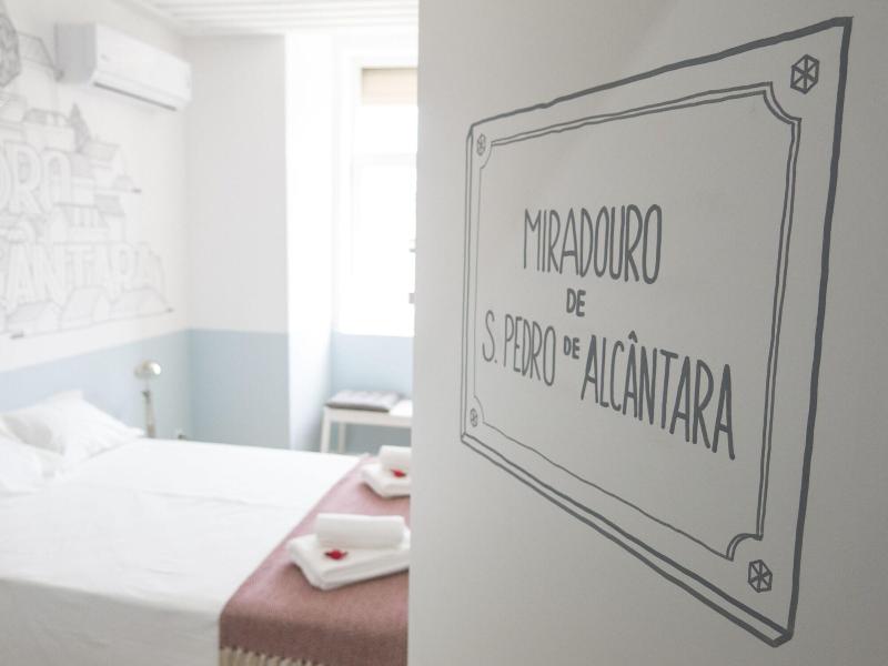Lisbon Check-In Guesthouse - Oda
