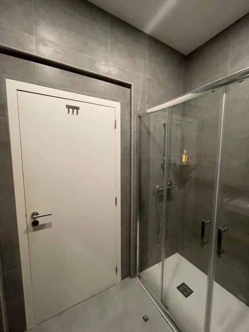 Lisbon Check-In Guesthouse - Oda