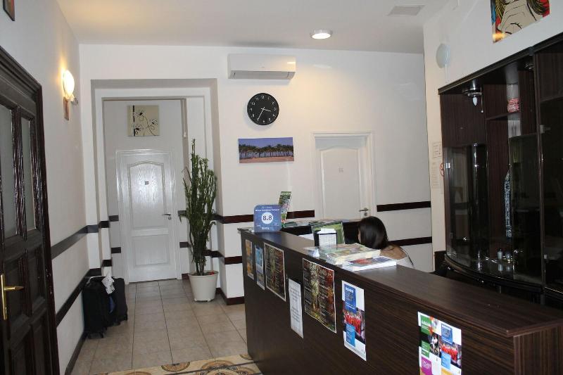 Omega Guesthouse Budapest - Aktivite