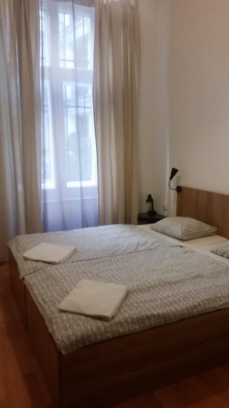 Omega Guesthouse Budapest - Oda