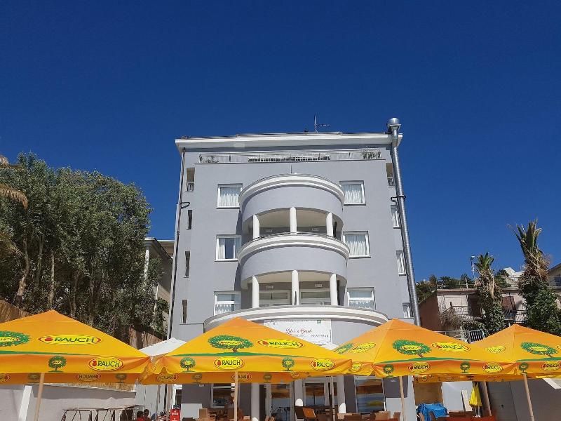 Sunset Split Rooms - Genel