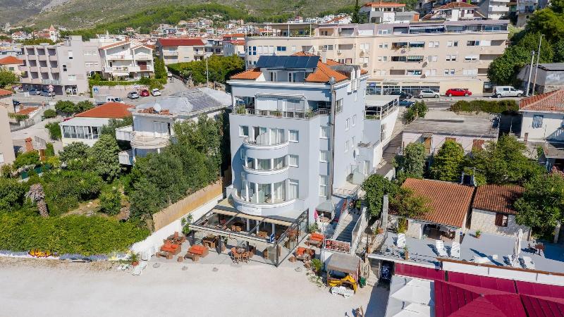 Sunset Split Rooms - Genel