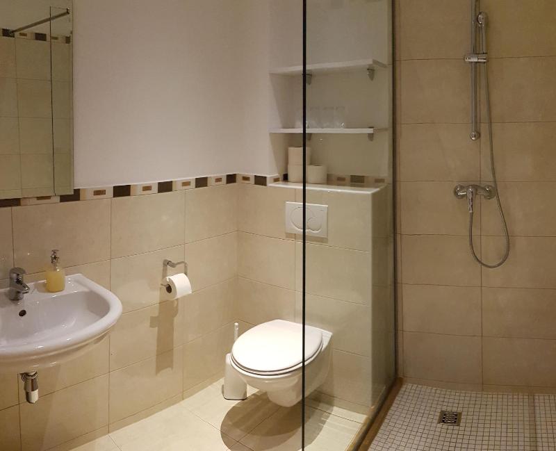 Sunset Split Rooms - Oda