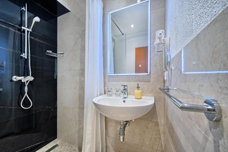 Sunset Split Rooms - Oda