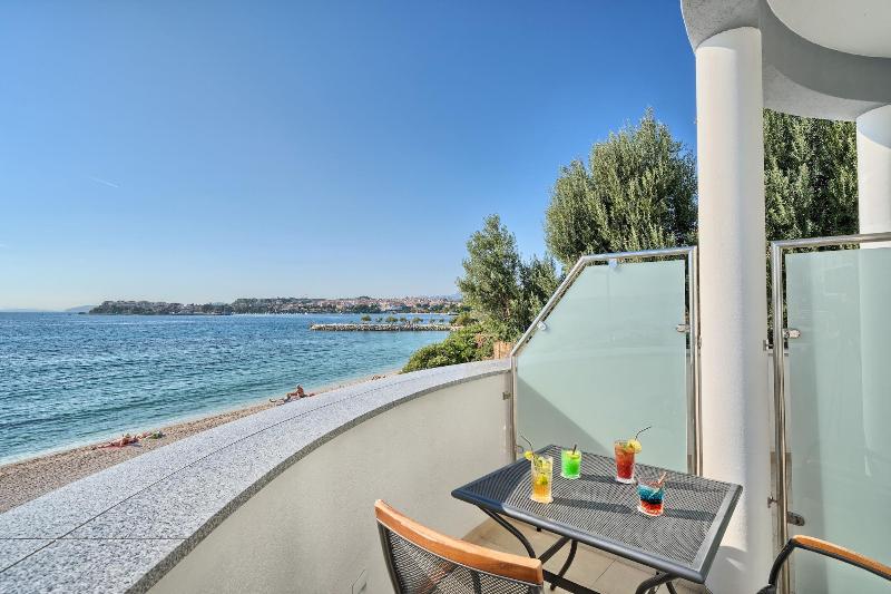 Sunset Split Rooms - Oda