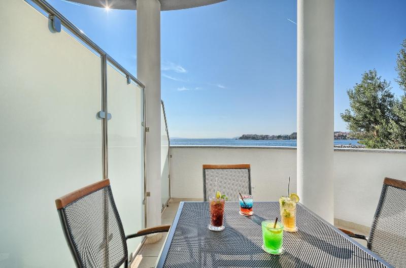 Sunset Split Rooms - Oda