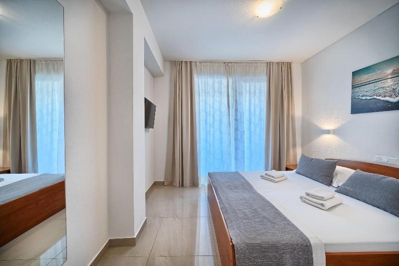 Sunset Split Rooms - Oda