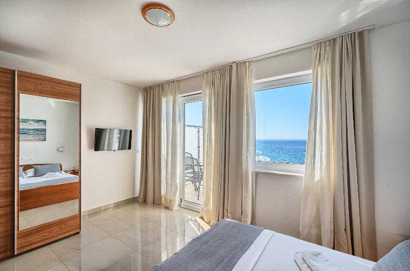Sunset Split Rooms - Oda