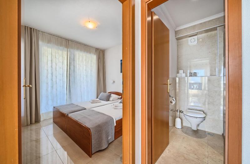 Sunset Split Rooms - Oda