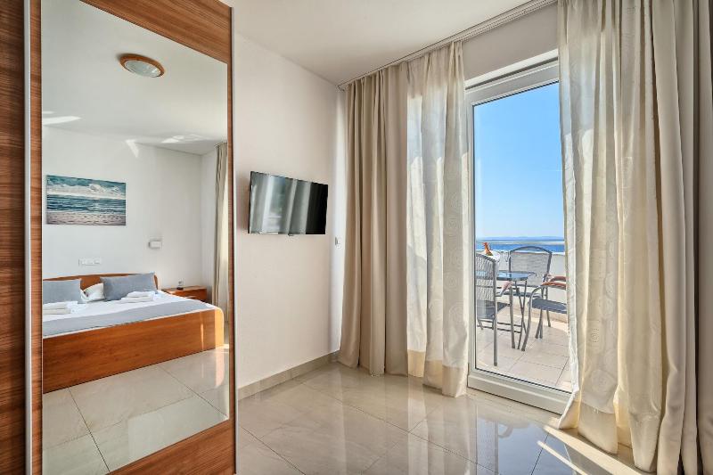 Sunset Split Rooms - Oda