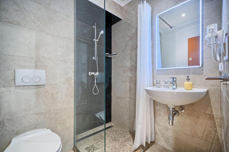 Sunset Split Rooms - Oda