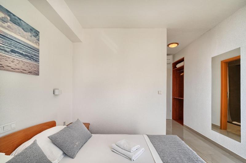Sunset Split Rooms - Oda