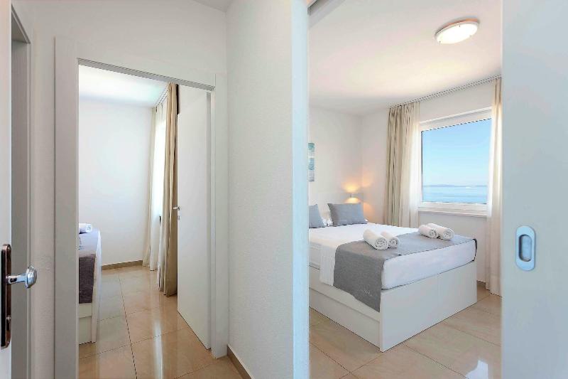 Sunset Split Rooms - Oda