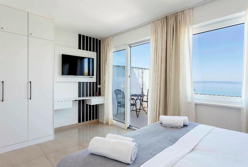 Sunset Split Rooms - Oda
