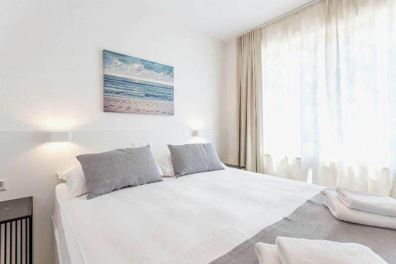 Sunset Split Rooms - Oda