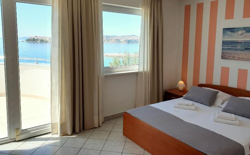 Sunset Split Rooms - Oda