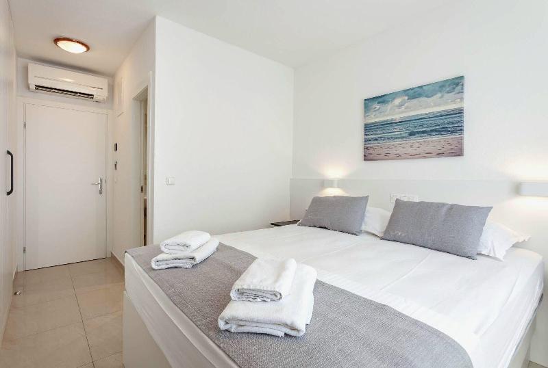Sunset Split Rooms - Oda