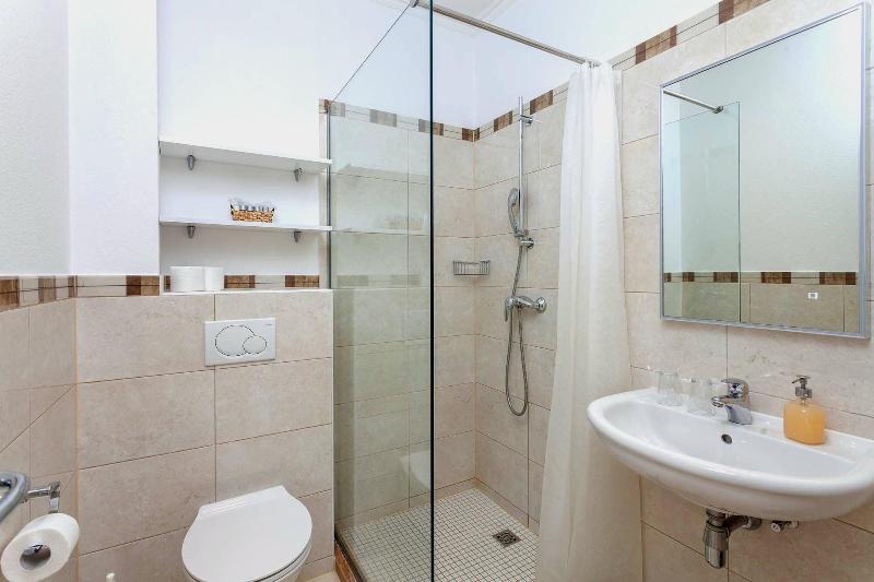 Sunset Split Rooms - Oda