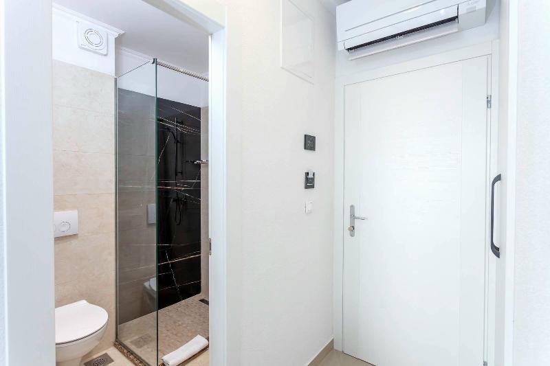 Sunset Split Rooms - Oda