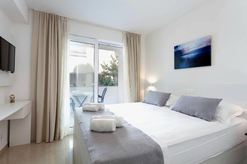 Sunset Split Rooms - Oda