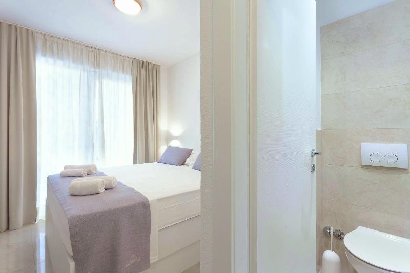 Sunset Split Rooms - Oda