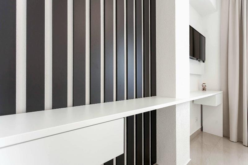 Sunset Split Rooms - Oda