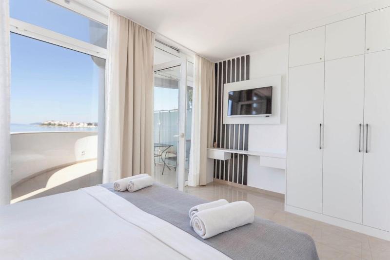 Sunset Split Rooms - Oda