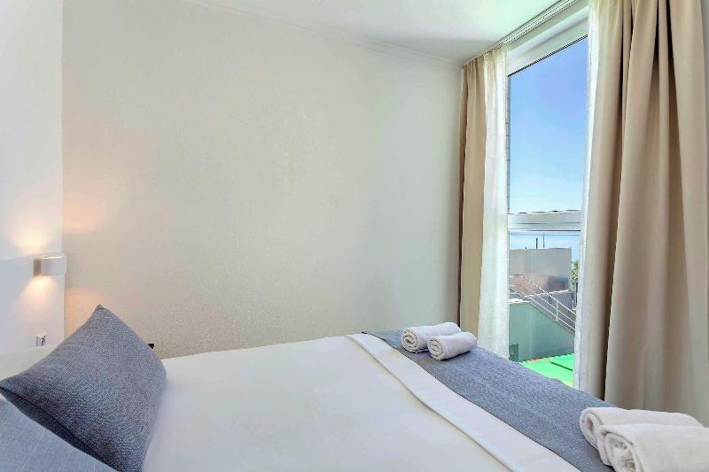 Sunset Split Rooms - Oda