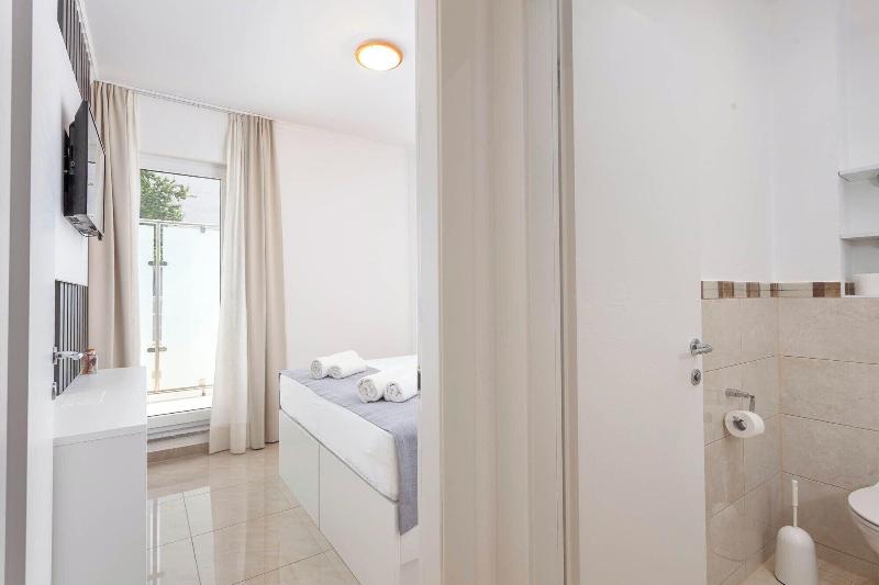 Sunset Split Rooms - Oda