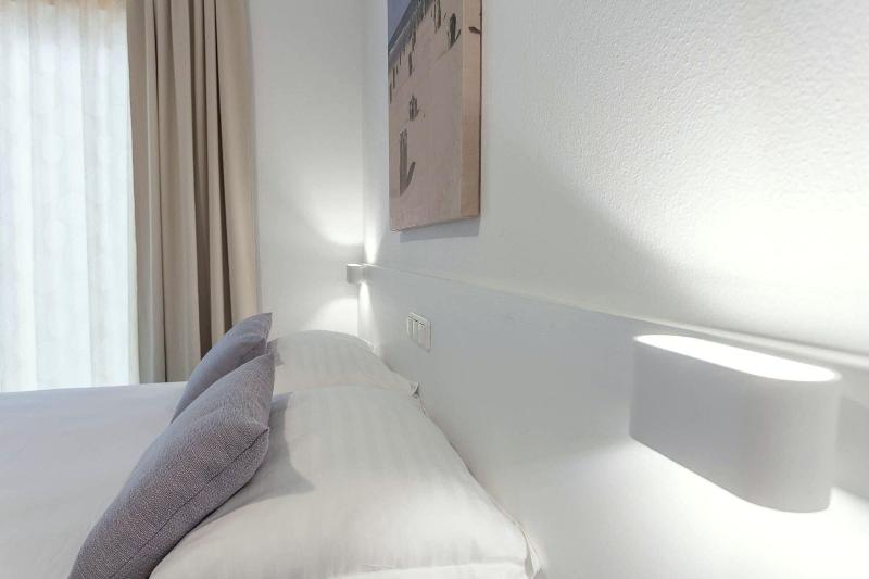 Sunset Split Rooms - Oda