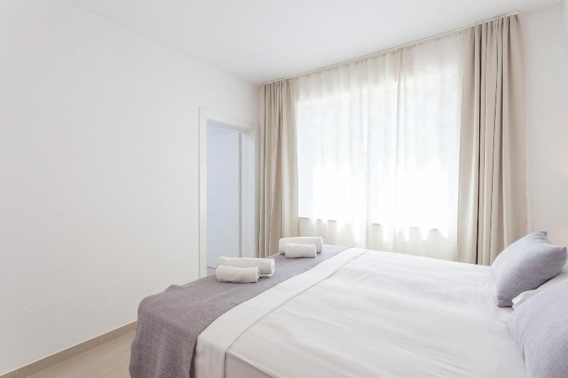 Sunset Split Rooms - Oda