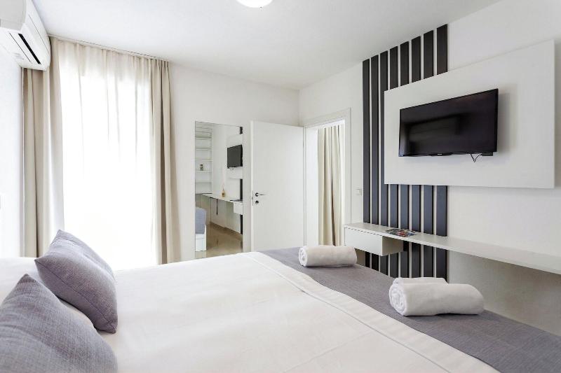 Sunset Split Rooms - Oda