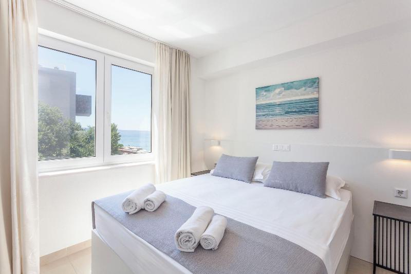 Sunset Split Rooms - Oda