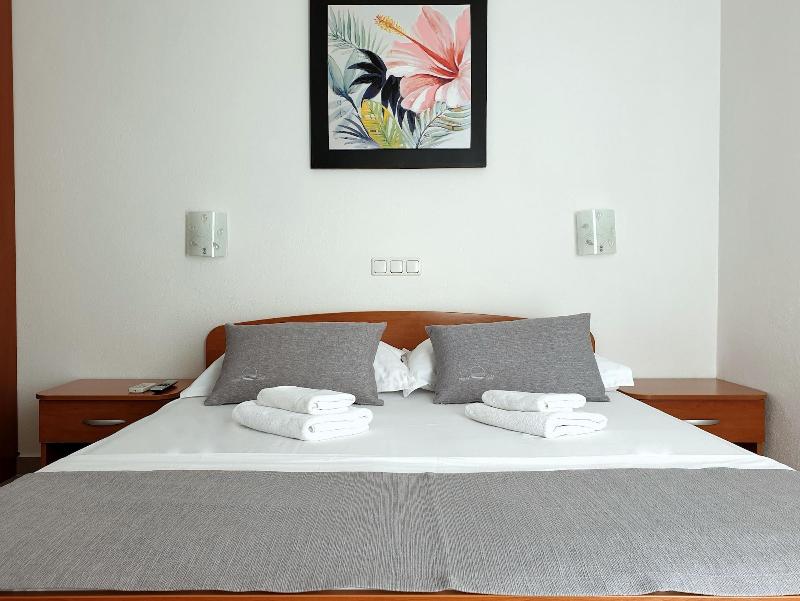 Sunset Split Rooms - Oda