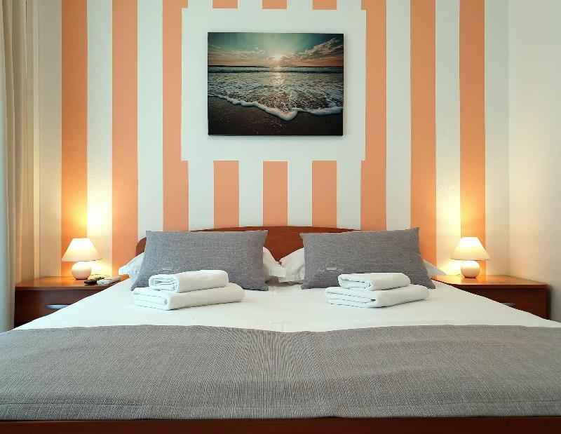 Sunset Split Rooms - Oda