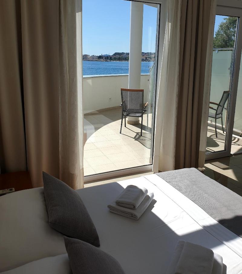 Sunset Split Rooms - Oda