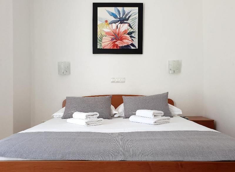 Sunset Split Rooms - Oda