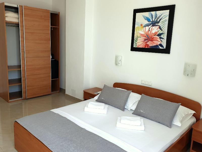Sunset Split Rooms - Oda