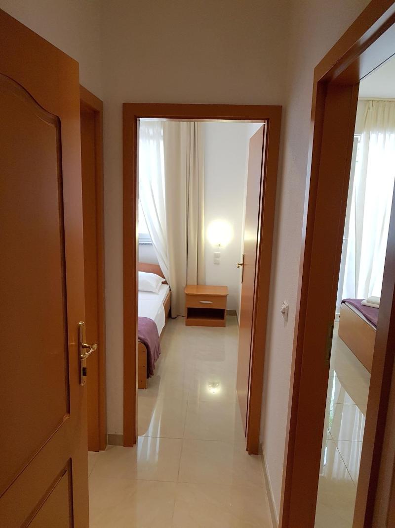 Sunset Split Rooms - Oda