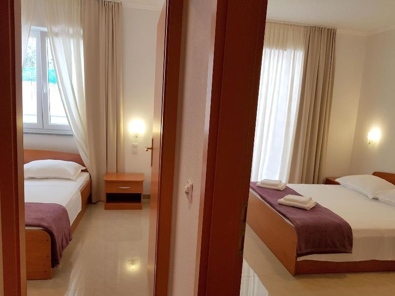Sunset Split Rooms - Oda